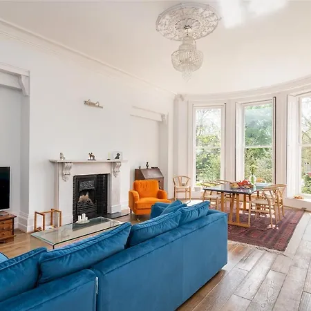 Apartment Bright & Spacious I Pass The Keys York